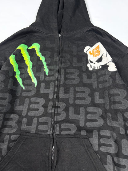 Dc x monster