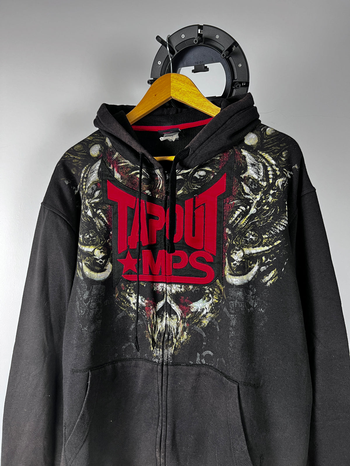 TAPOUT
